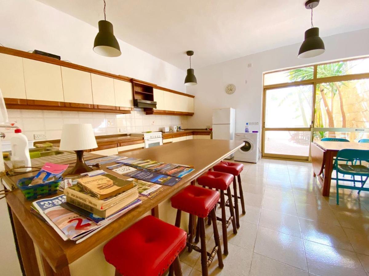 Ghajn il-Kbira  Butts Inn Annex Dormitory Hostel מראה חיצוני תמונה