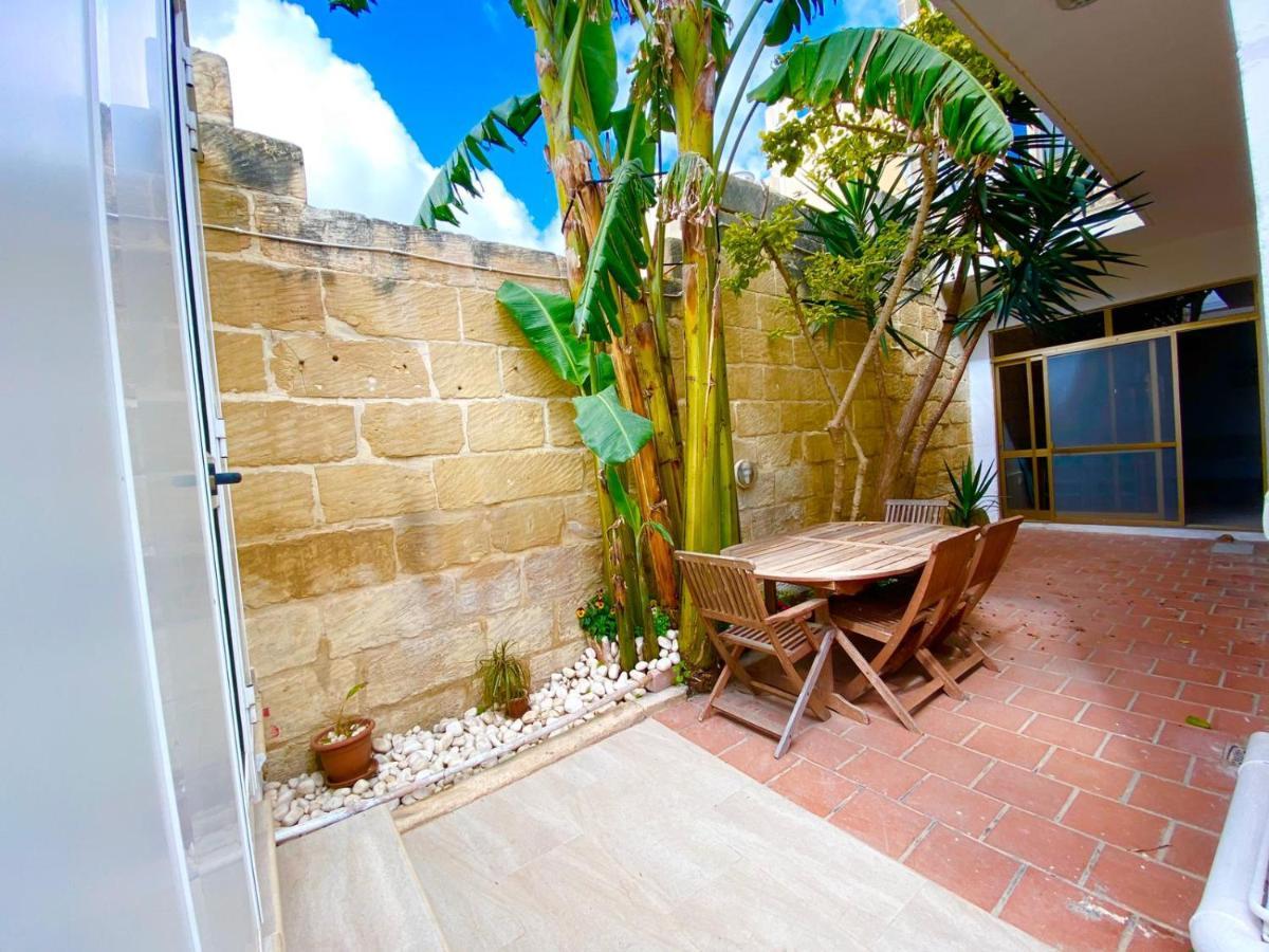 Ghajn il-Kbira  Butts Inn Annex Dormitory Hostel מראה חיצוני תמונה