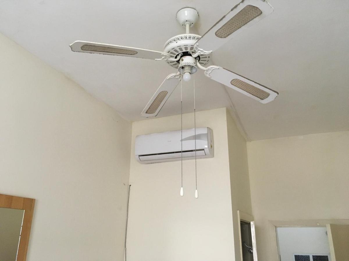 Ghajn il-Kbira  Butts Inn Annex Dormitory Hostel מראה חיצוני תמונה