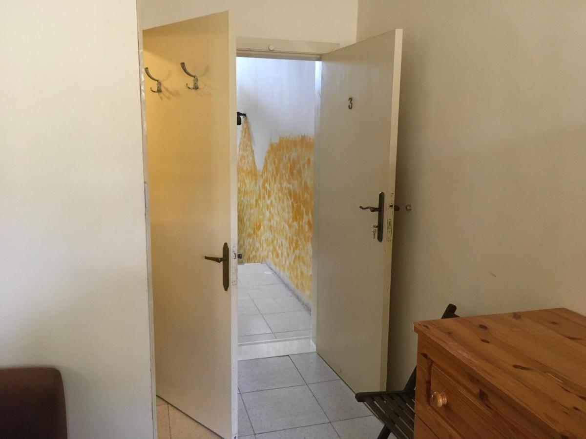 Ghajn il-Kbira  Butts Inn Annex Dormitory Hostel מראה חיצוני תמונה